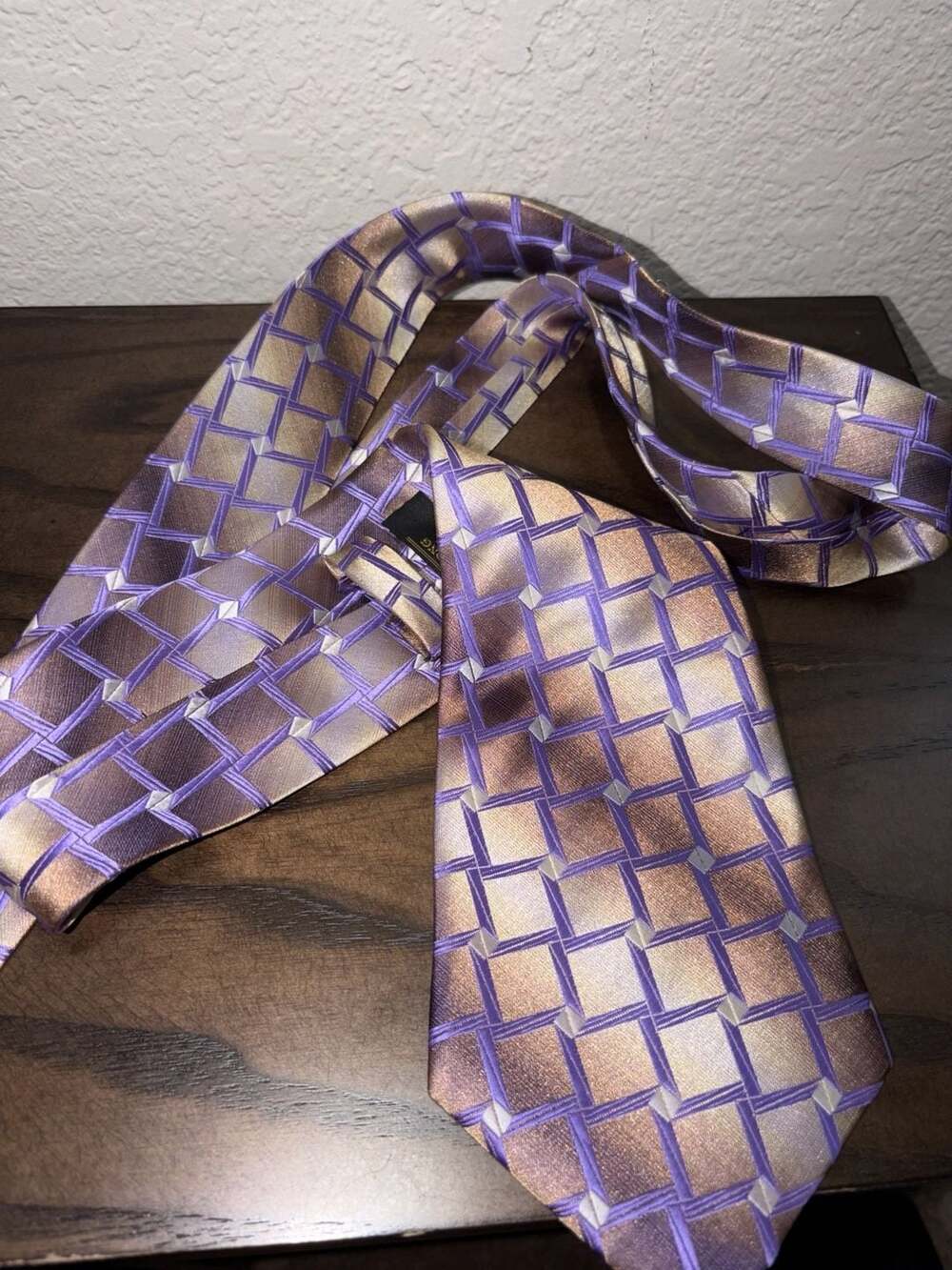 Kai Long Men's Geometric Pattern 100% Silk Necktie
